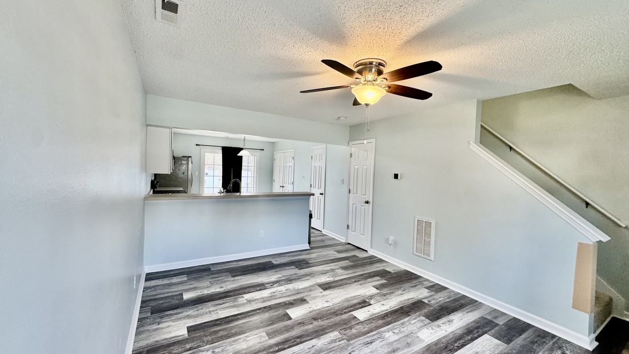 5001 Grandeur Avenue - Photo 5 of 6