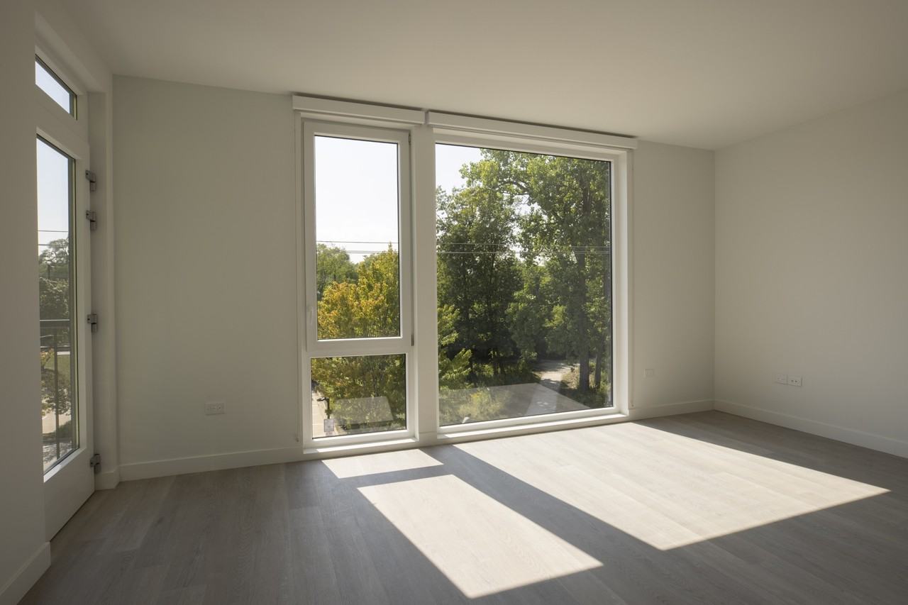 Brae House - Photo 2 of 9