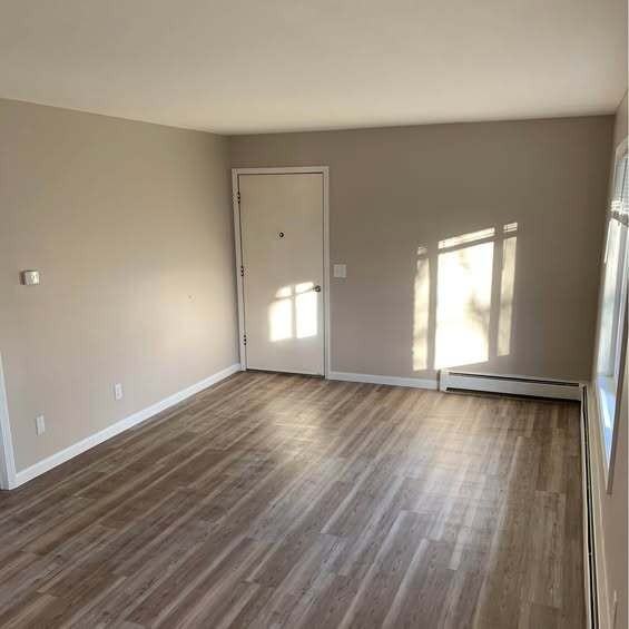 307 Dodge Street - Photo 4 of 6