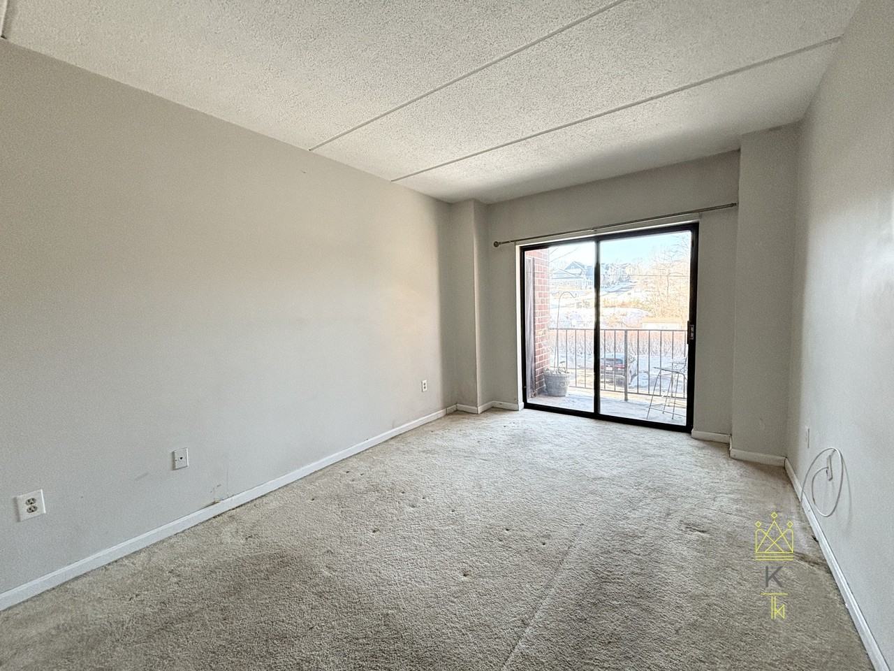 14 Heron St #208 - Photo 5 of 9