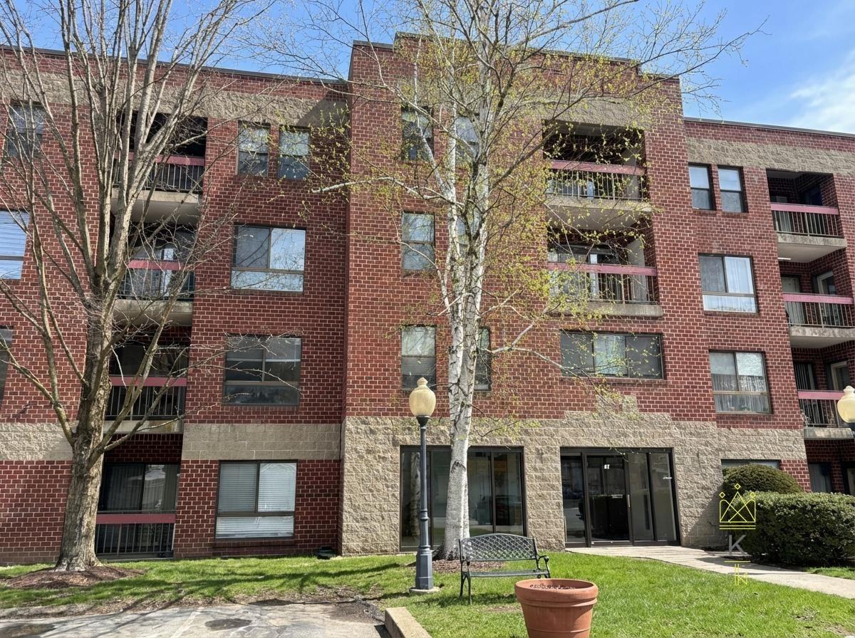 14 Heron St #208 - Photo 7 of 9