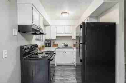 1812 Willomore Street - Photo 3 of 16