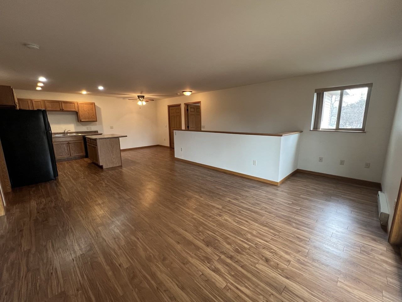 211 N. Willson Drive - Photo 3 of 17