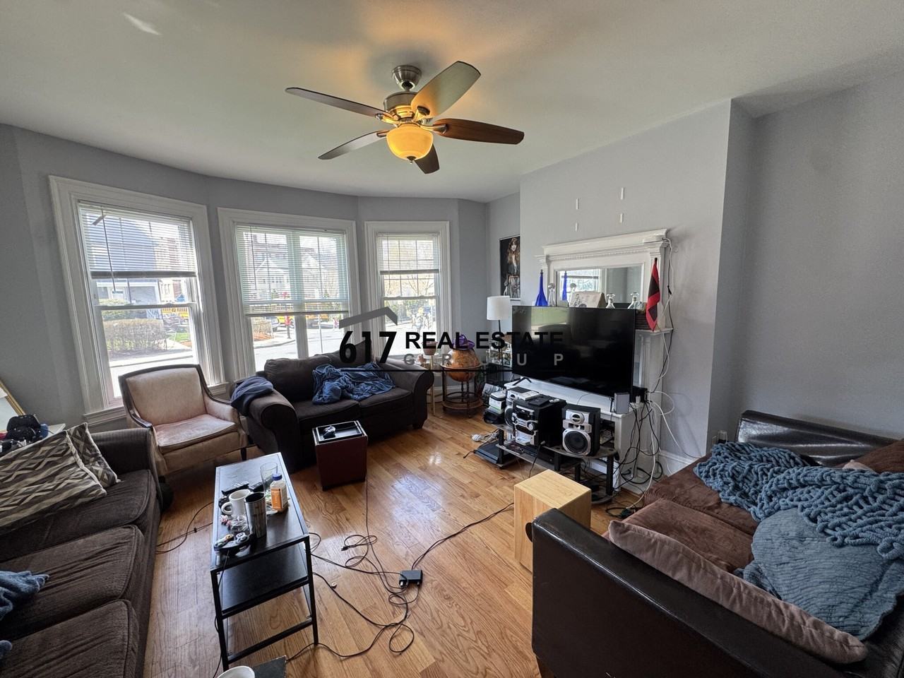 115 Franklin St - Photo 4 of 18