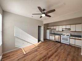 featured image of 629 E 19th St