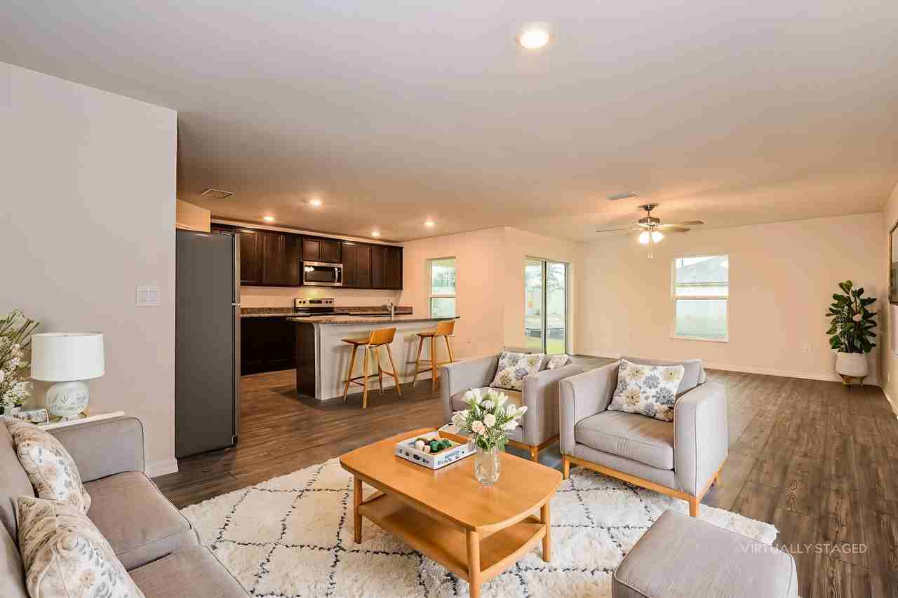 880 880 Youngreen Dr - Photo 2 of 18