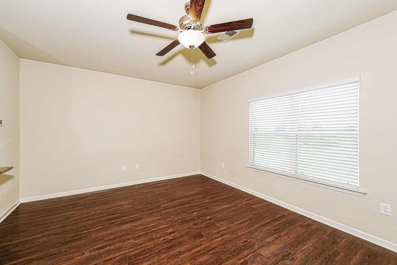 6019 Rainbow Row - Photo 6 of 19