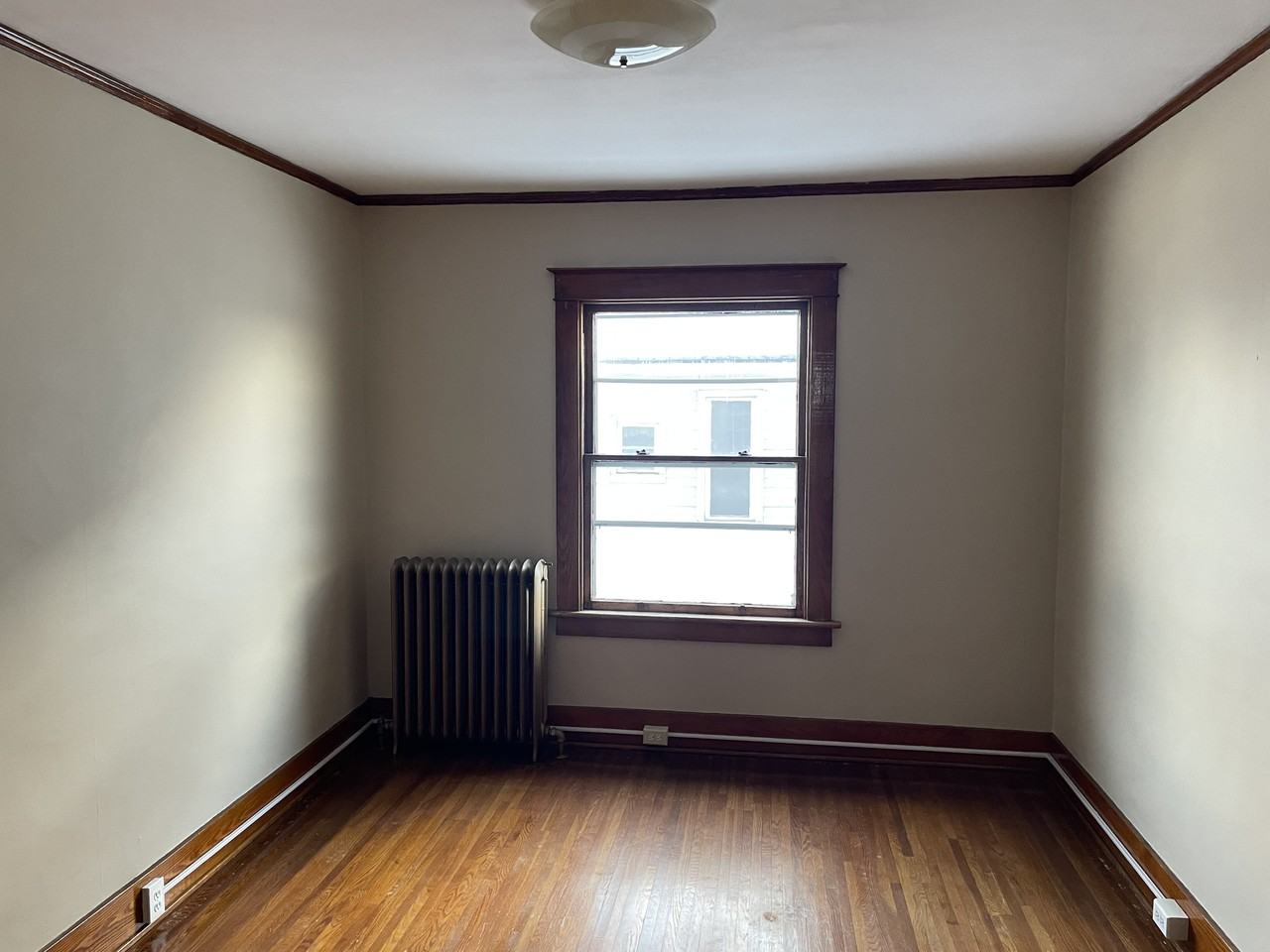 54 Glen Ave - Photo 5 of 12