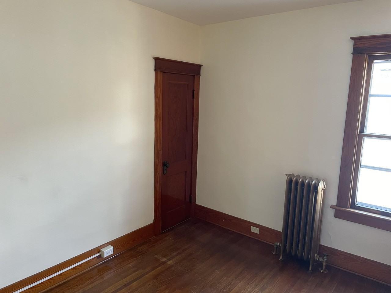 54 Glen Ave - Photo 7 of 12