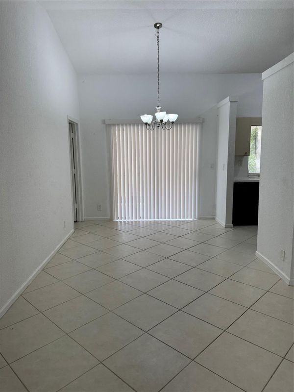 10630 Nw 2nd Pl - Photo 2 of 5