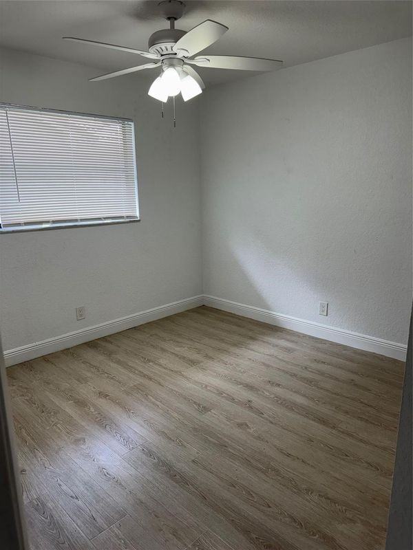 10630 Nw 2nd Pl - Photo 4 of 5