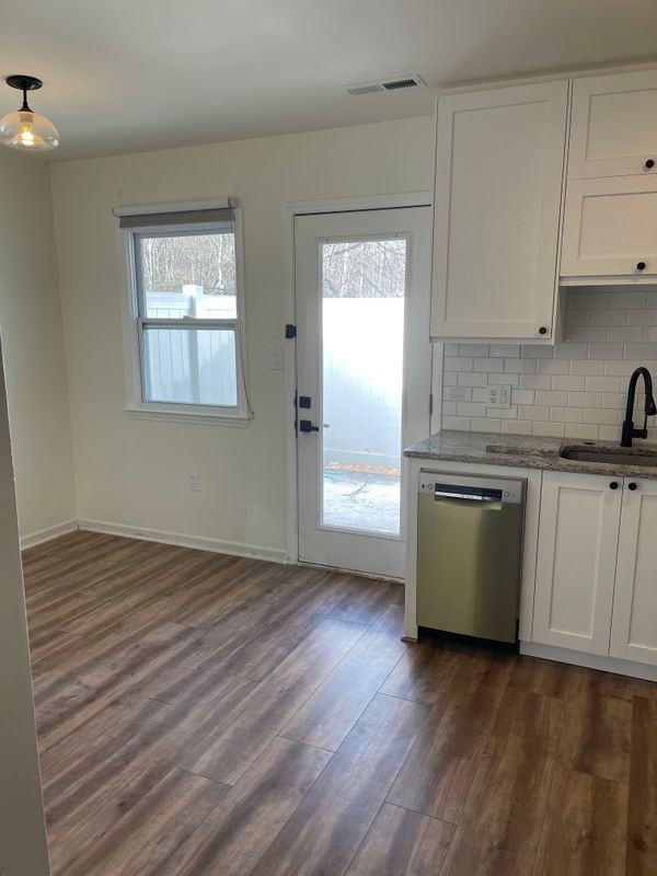 101 Royal Forest Ct - Photo 5 of 16