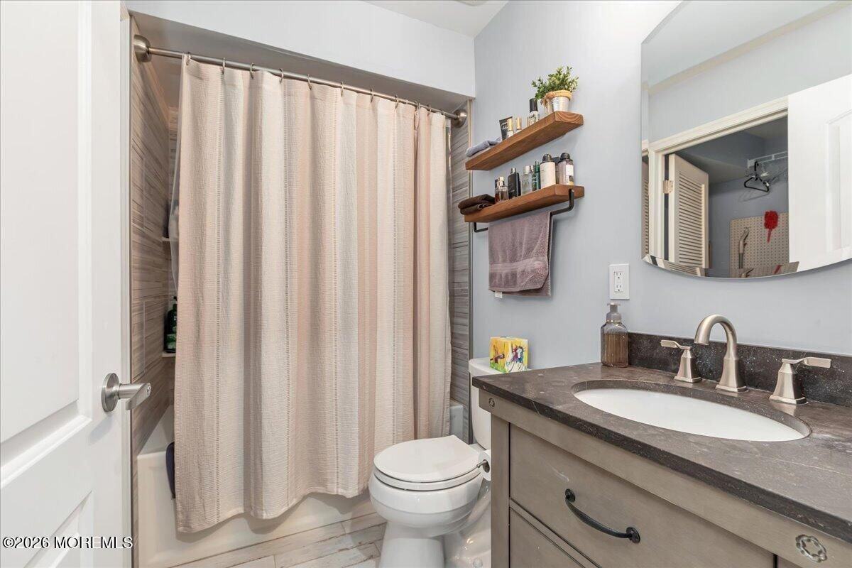 114 Wellington Pl - Photo 5 of 5