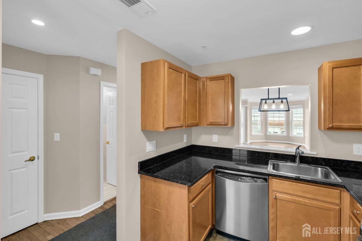 129 Adamecs Way - Photo 2 of 5