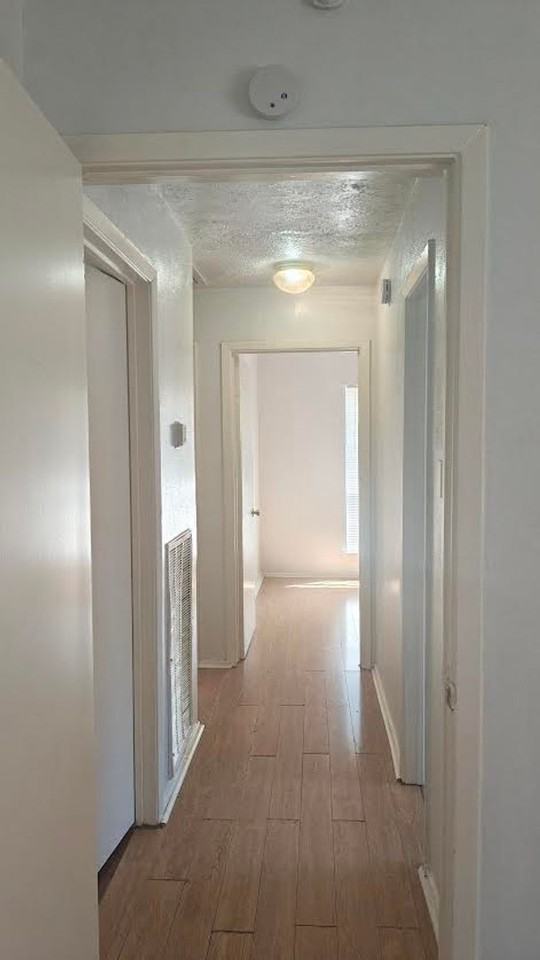 2731 N Camden Pkwy - Photo 3 of 12