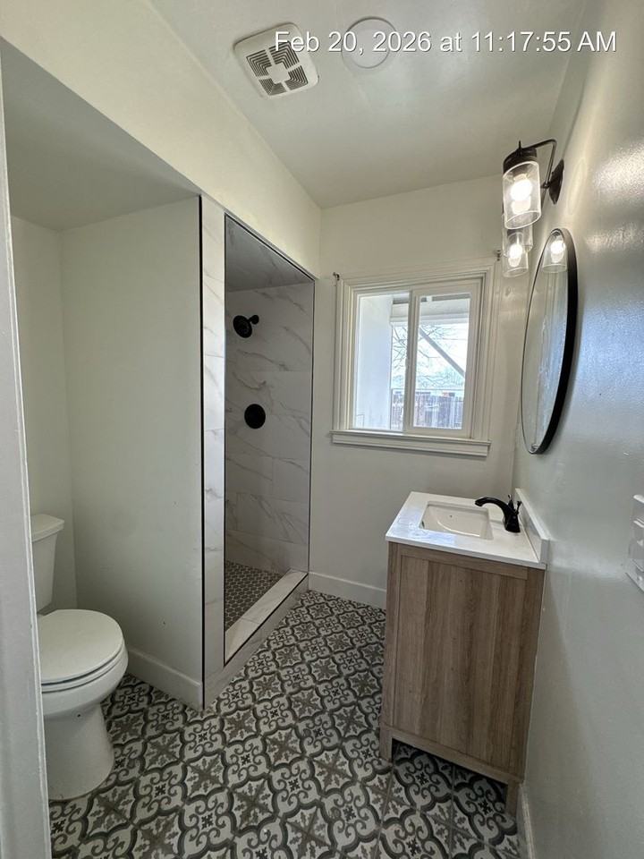 461 N Bates Ave - Photo 6 of 26