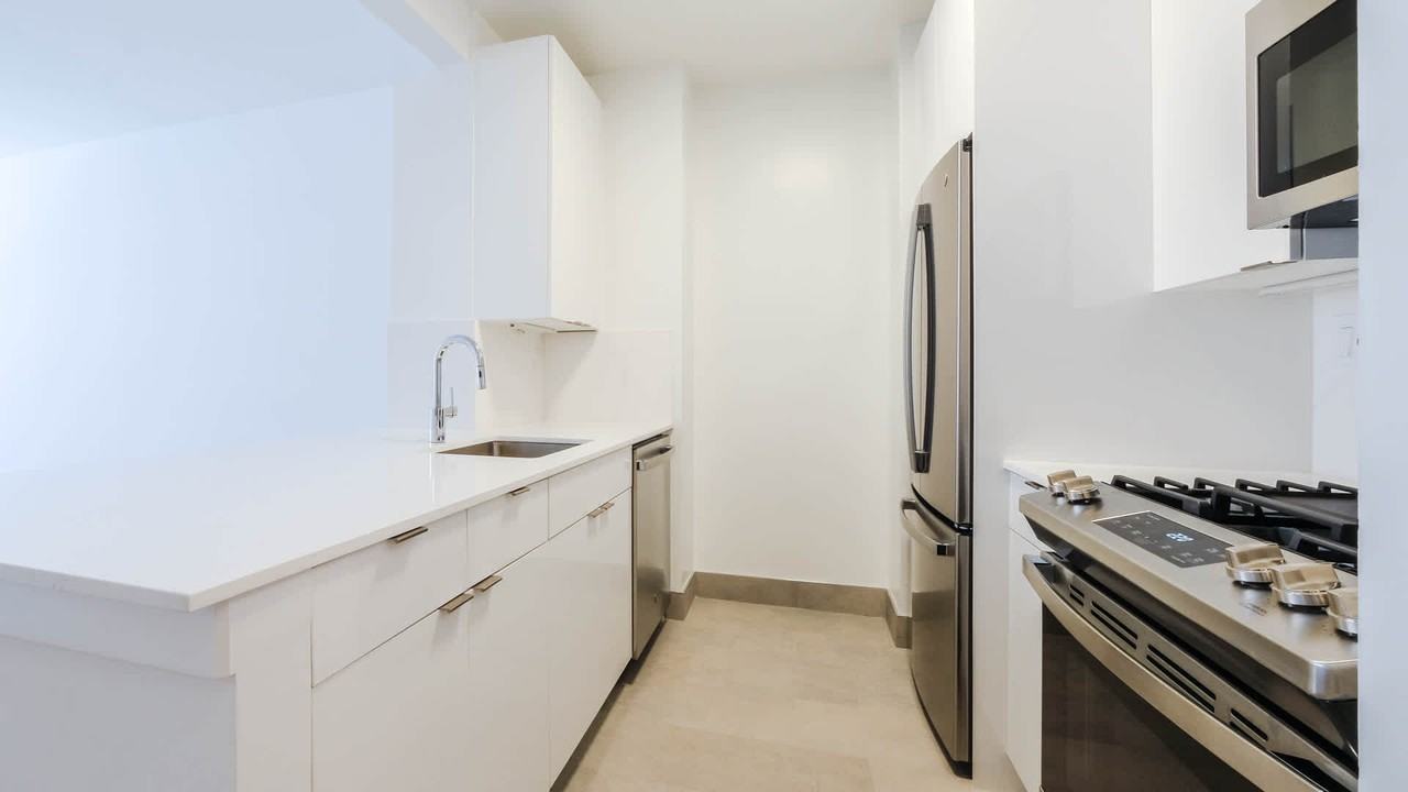 The Westmont - Photo 2 of 21