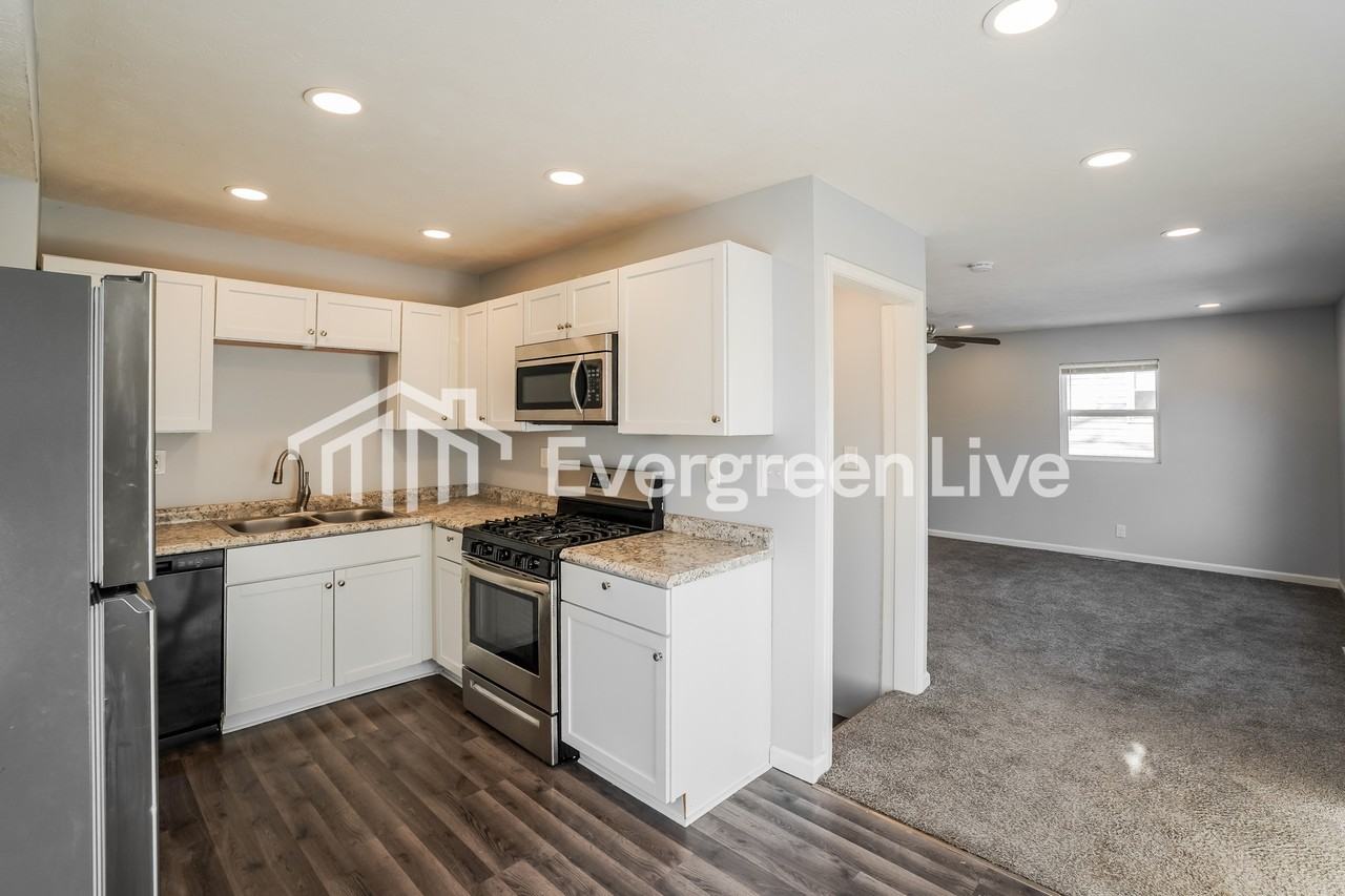 4009 Nebraska Ave - Photo 6 of 15