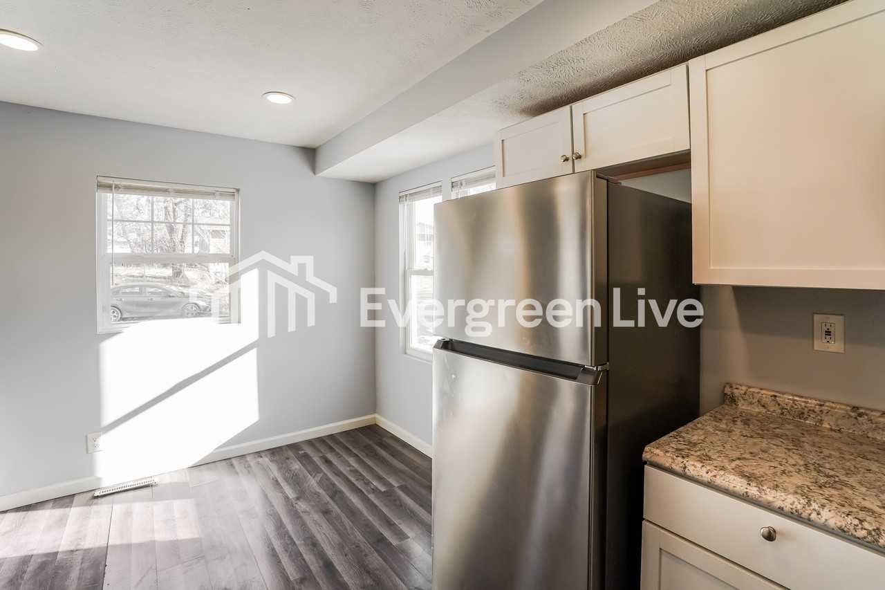 4009 Nebraska Ave - Photo 7 of 15