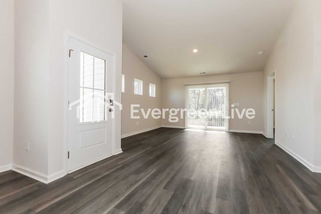 2241 Courtina Way - Photo 5 of 16
