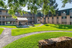 featured image of 900 Garfield Ave