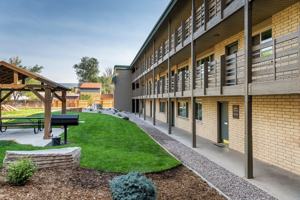 featured image of 900 Garfield Ave