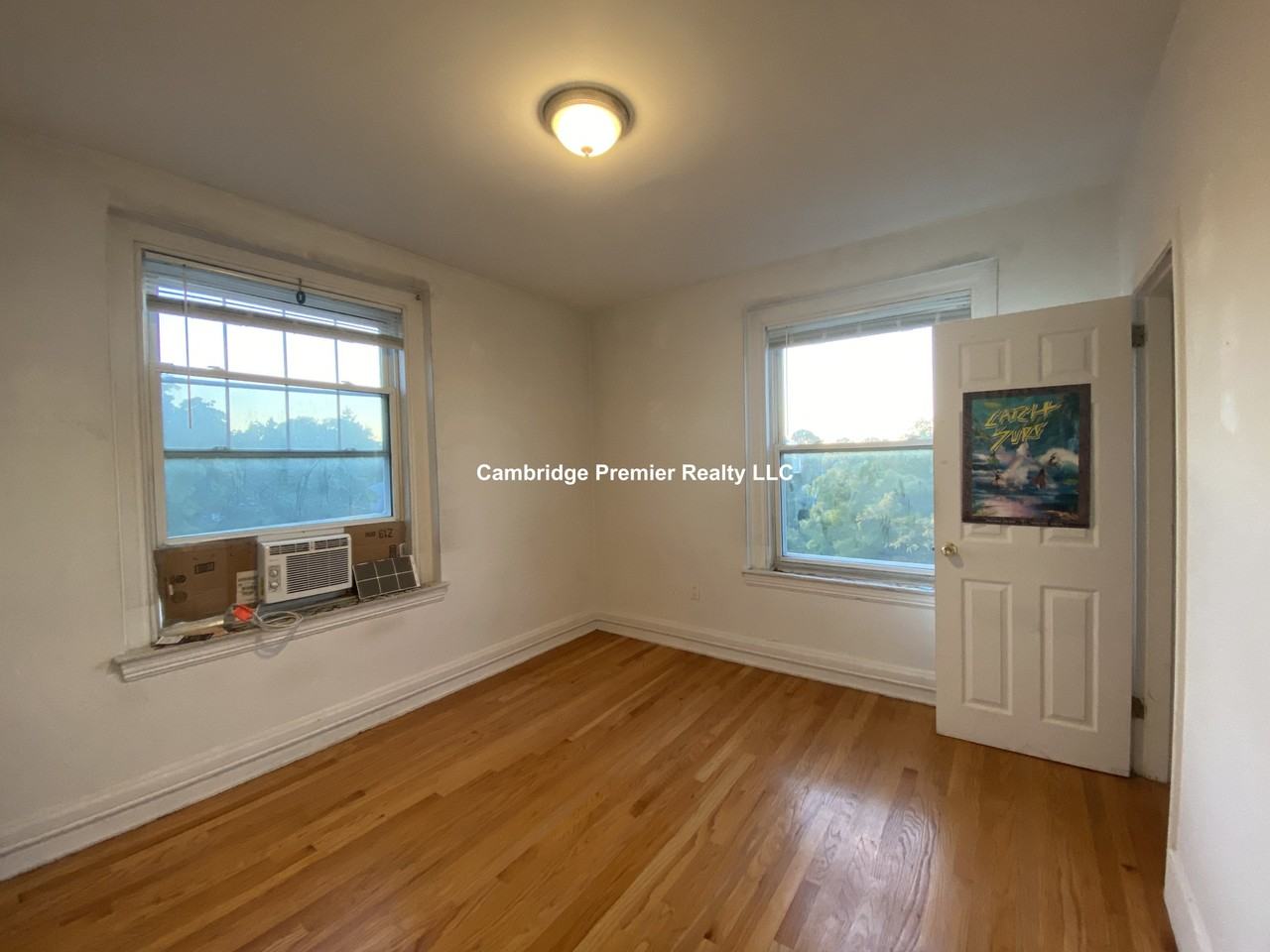 Broadway #32 - Photo 2 of 6