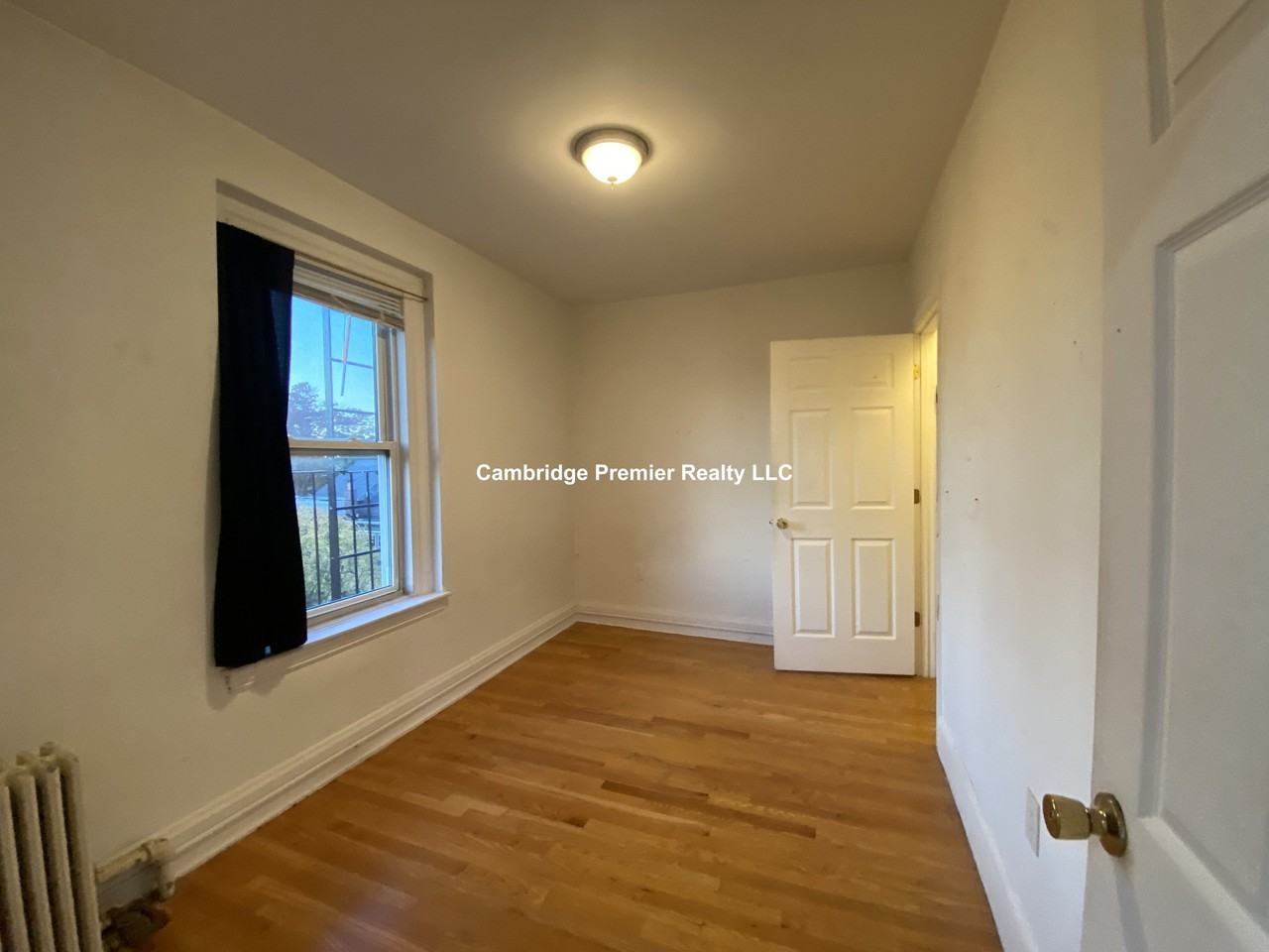 Broadway #32 - Photo 3 of 6