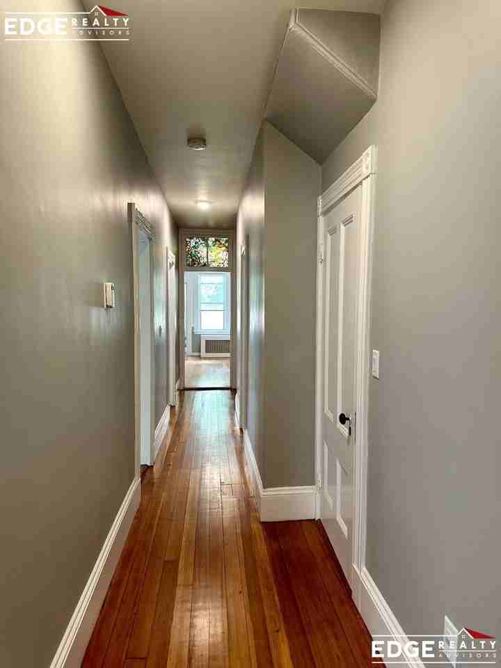 203 High St #1 - Photo 4 of 8