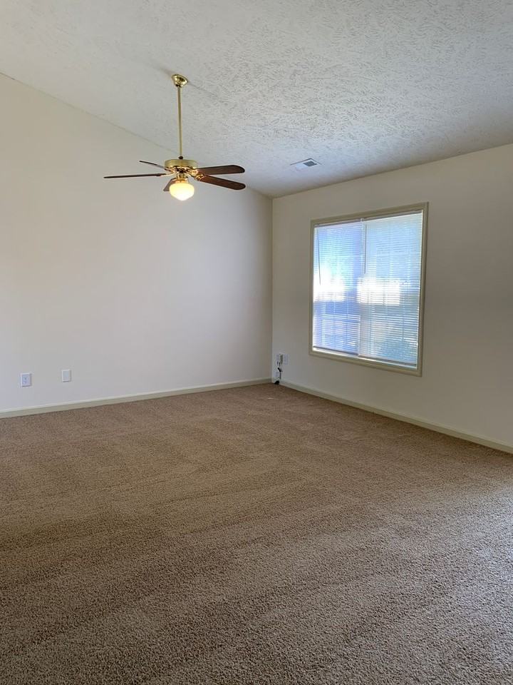 2407 Oban Ct - Photo 6 of 22