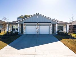 featured image of 910 Wax Myrtle Ct