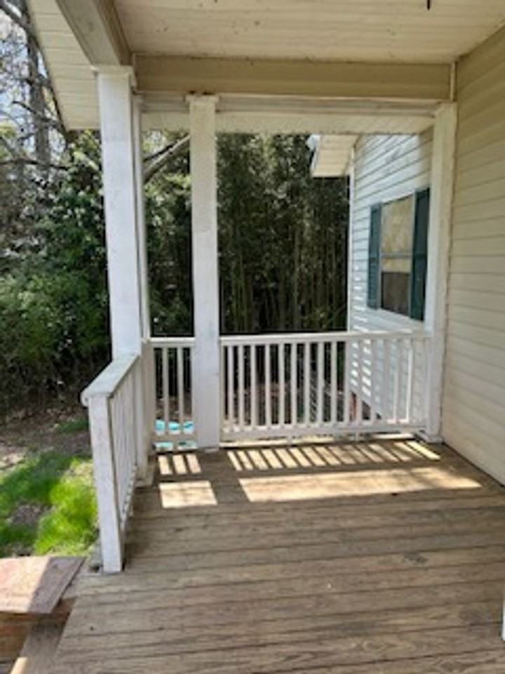 68 Maple St - Photo 3 of 12