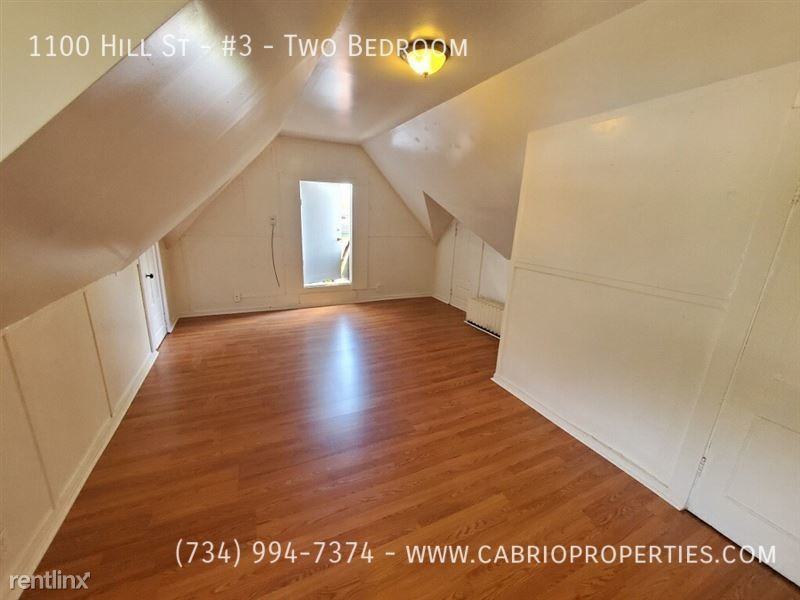 1100 Hill St. - Photo 2 of 10