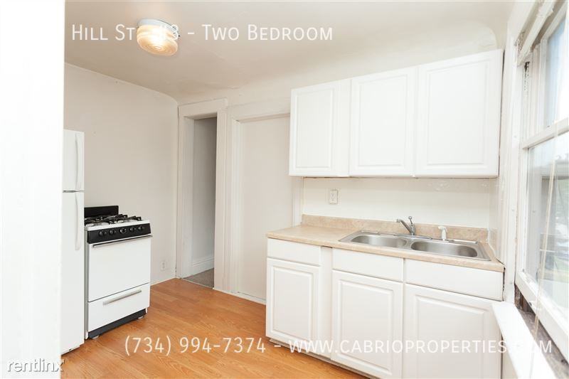 1100 Hill St. - Photo 6 of 10