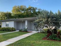 5814 Taylor St Hollywood, FL 33021 - Photo 1 of 1