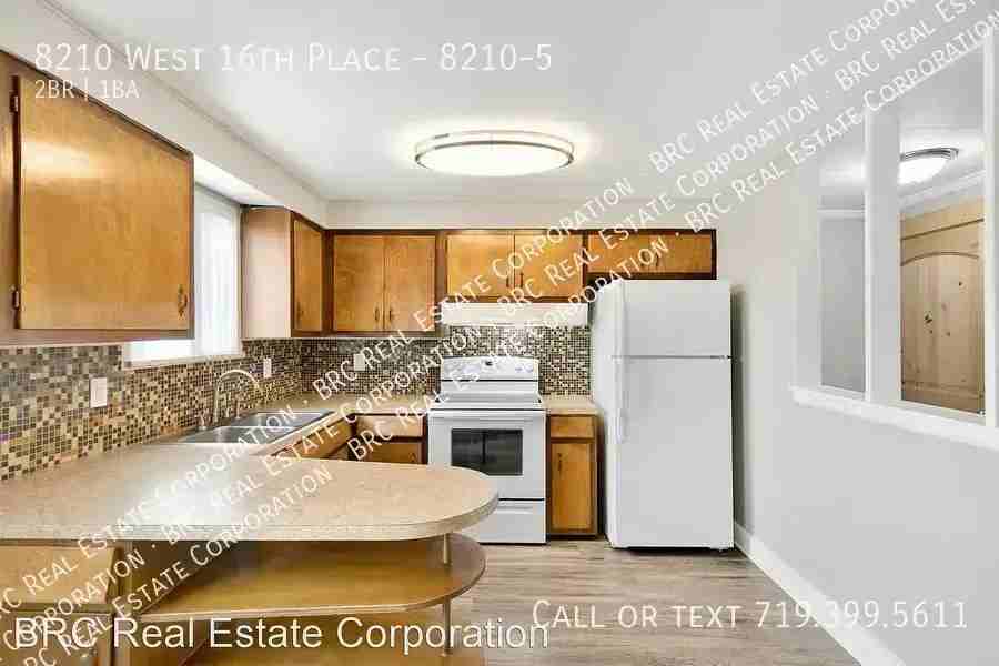 COTTONWOOD APARTMENTS - Photo 6 of 15