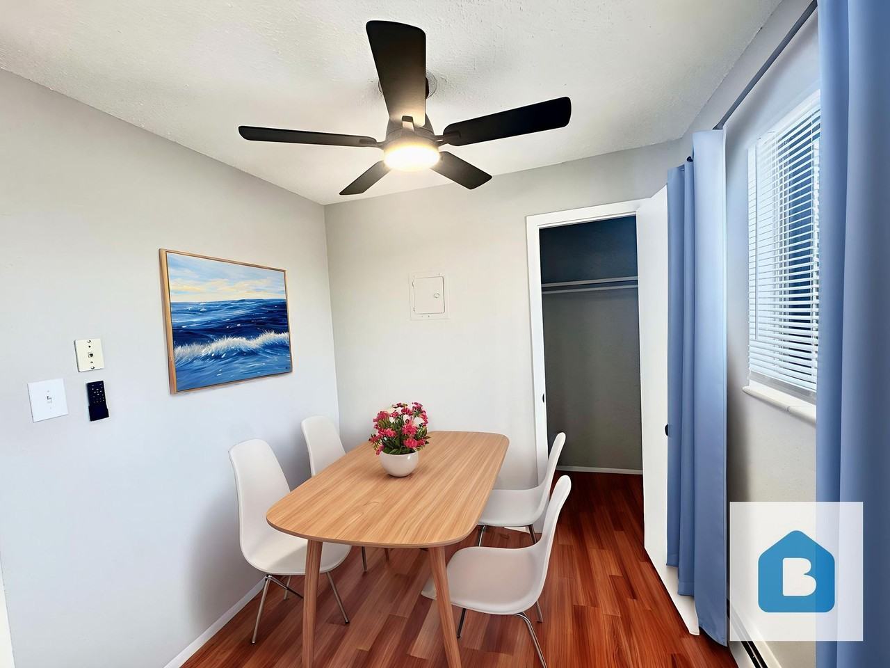 2620 King Street - Photo 4 of 5