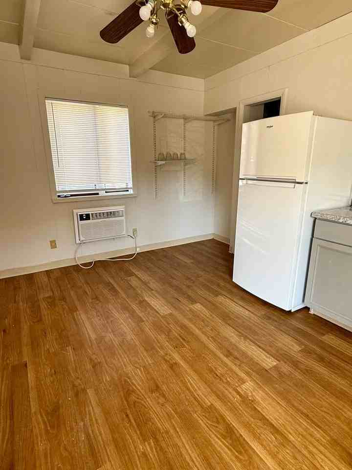 4216 Lincoln Swing - Studios - Photo 7 of 12