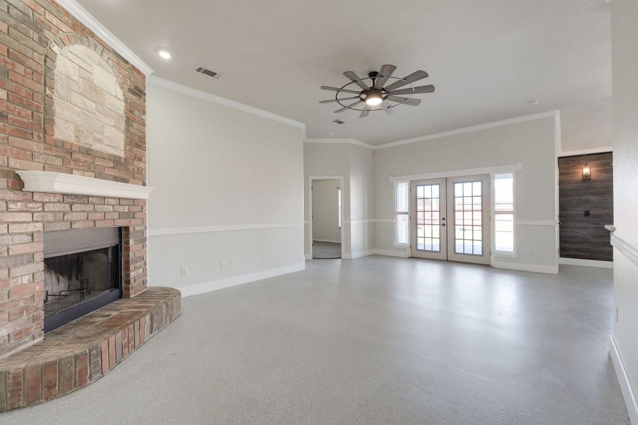 4501 Chelsea Dr - Photo 2 of 17