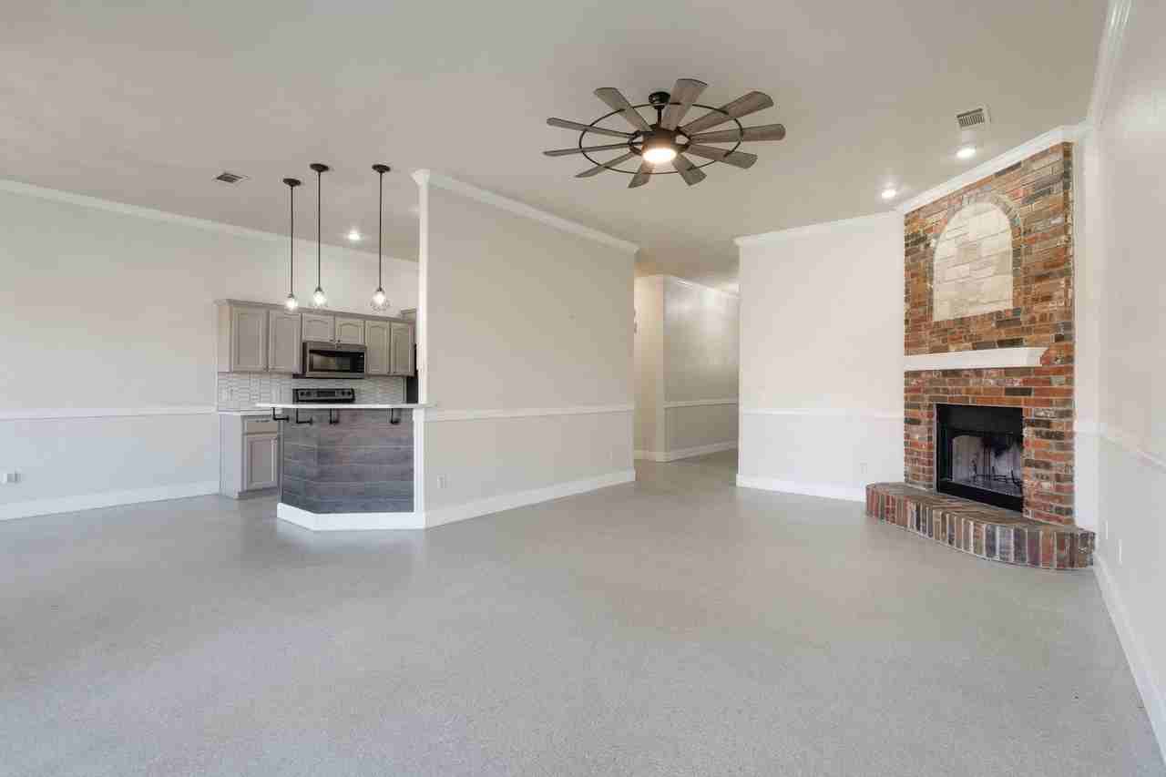 4501 Chelsea Dr - Photo 3 of 17