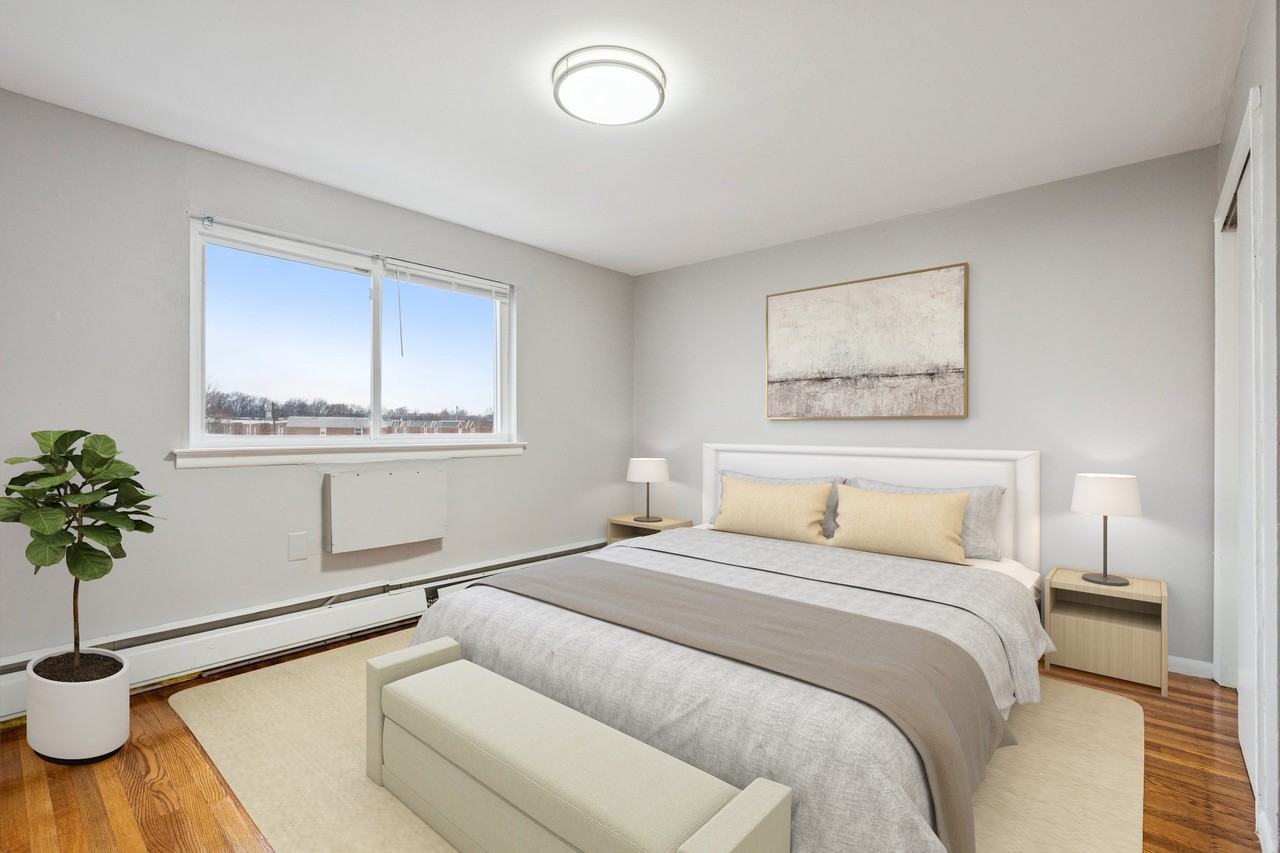 Tustin Court - Photo 6 of 7