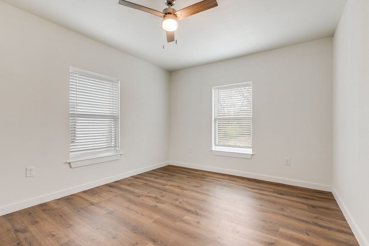 920 Mcilvaine - Photo 5 of 10