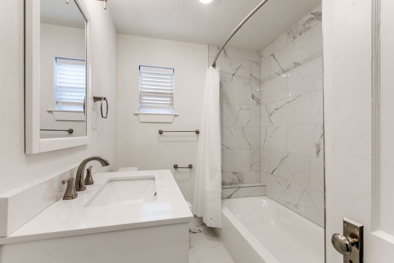 920 Mcilvaine - Photo 7 of 10