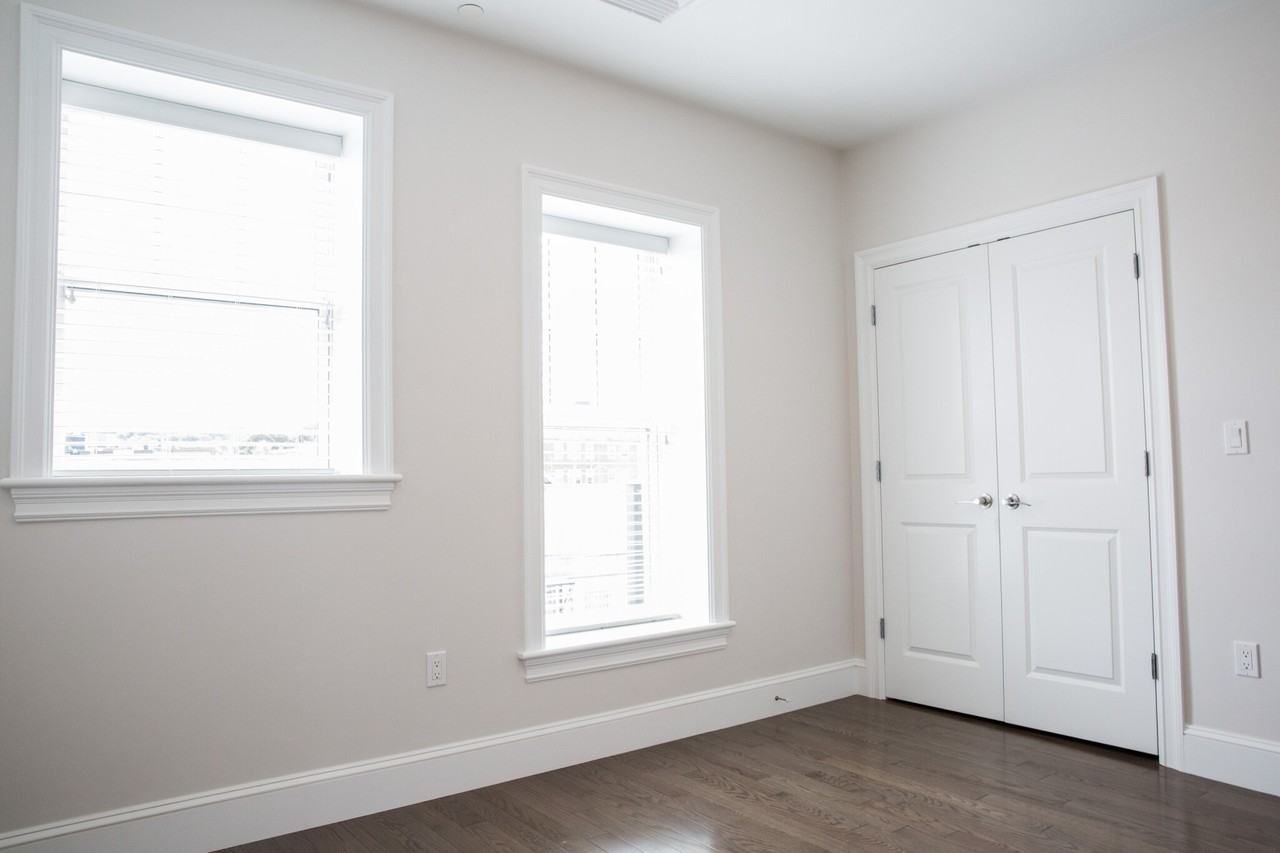 12 Harvard Ter #3 - Photo 4 of 21