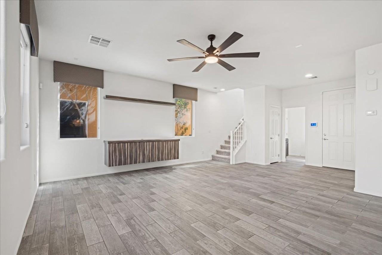 628 Wounded Star Ave - Photo 4 of 20