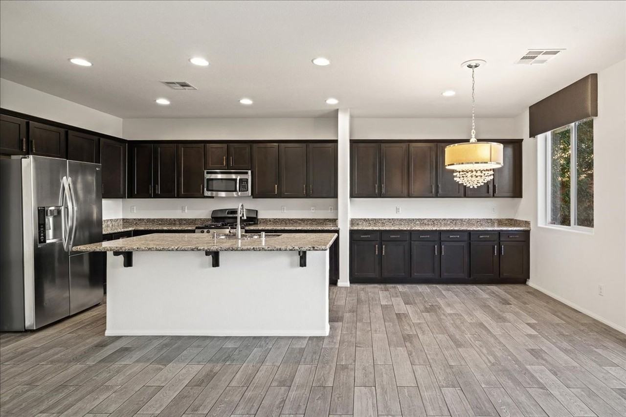 628 Wounded Star Ave - Photo 6 of 20