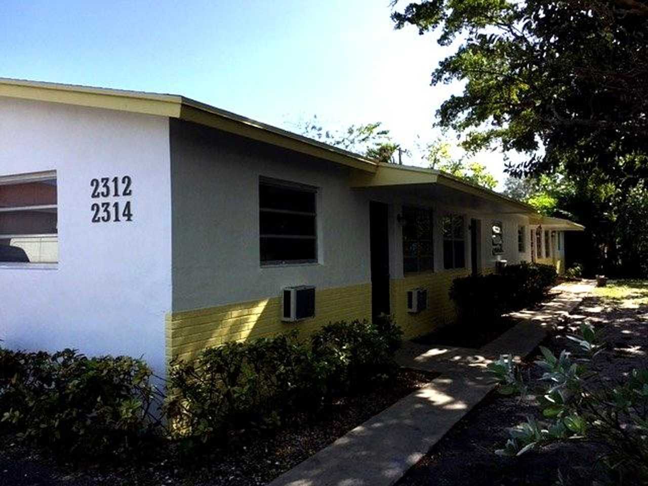 2312-14 Fillmore St Hollywood, FL 33020 - Photo 3 of 9