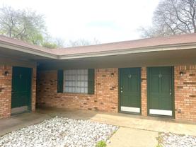 404 E Craven Ave - Photo 1 of 1