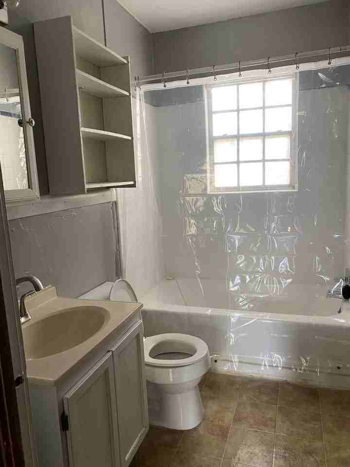 1125 Alachua Ave - Photo 7 of 7