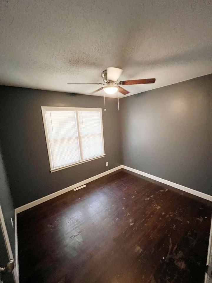 11913 Armitage Dr - Photo 7 of 12